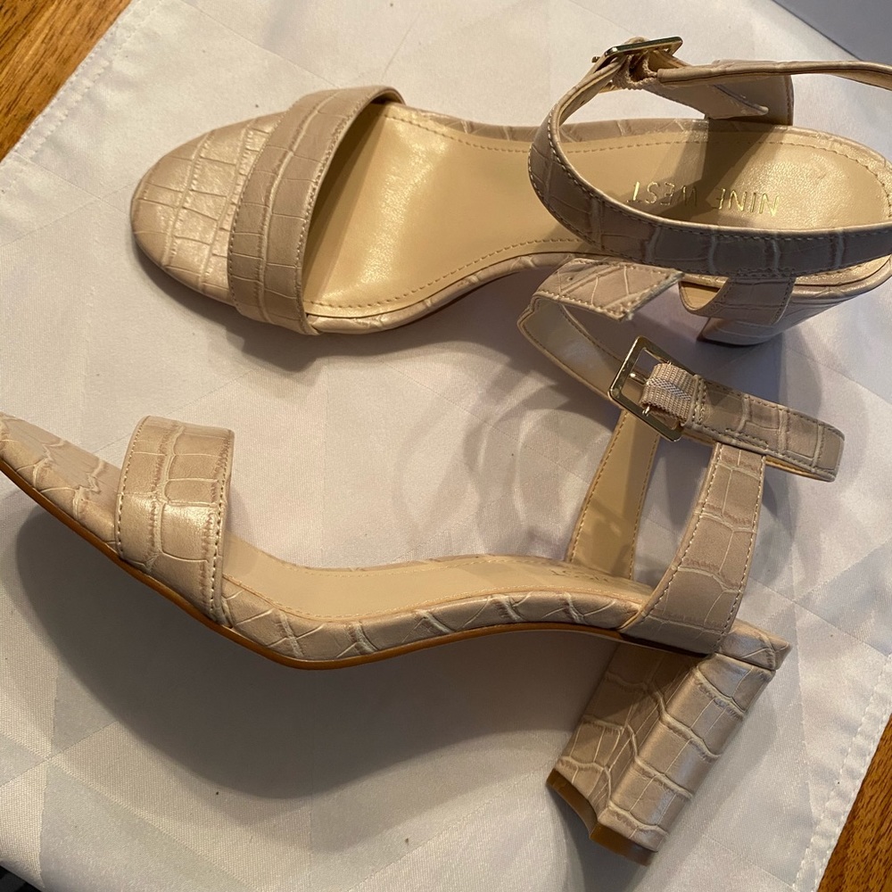 NWOB!! Nine West Sandals